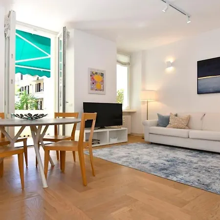 Apartment Beautiful Flat With Terrace In City Center *