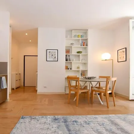 Beautiful Flat With Terrace In City Center