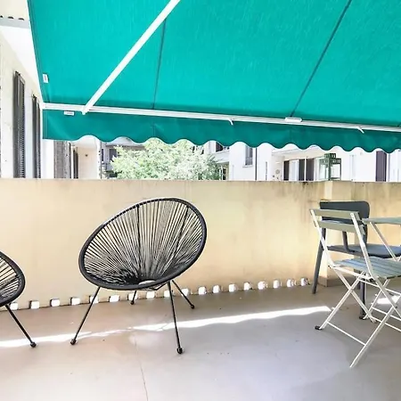 Beautiful Flat With Terrace In City Center