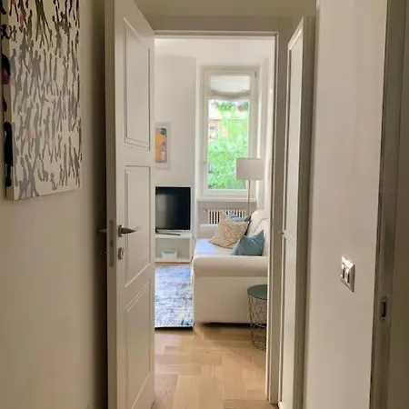 Apartment Beautiful Flat With Terrace In City Center