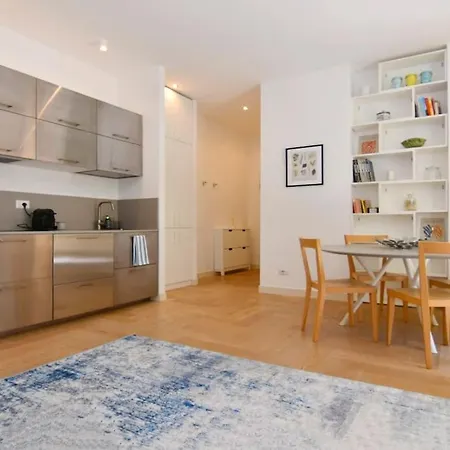 شقة Beautiful Flat With Terrace In City Center