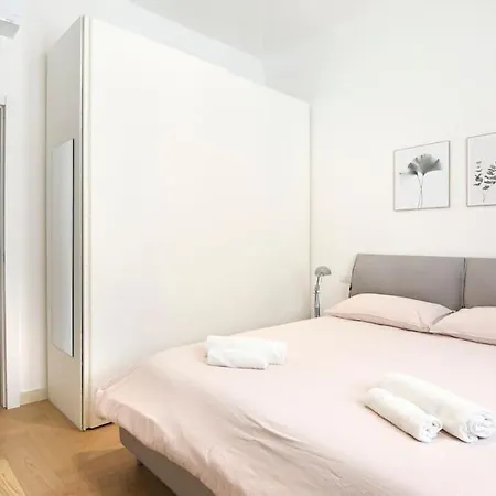 Beautiful Flat With Terrace In City Center
