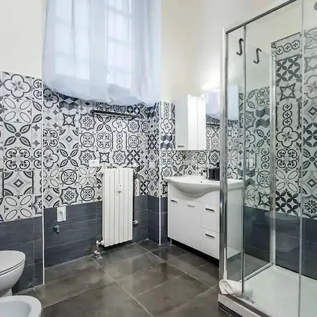 New 3 Bedrooms Apartment Milan