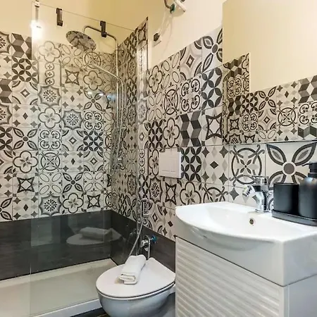 New 3 Bedrooms Apartmán Milán