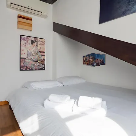 Xenia - Penthouse In Porta Venezia Apartment