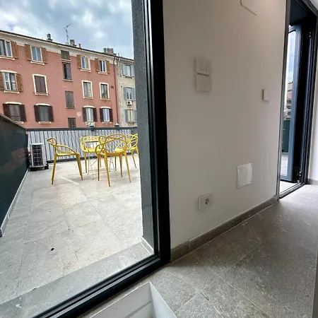 Kibilu Luxury With Terrace, Isola District And Near Garibaldi Station Milan