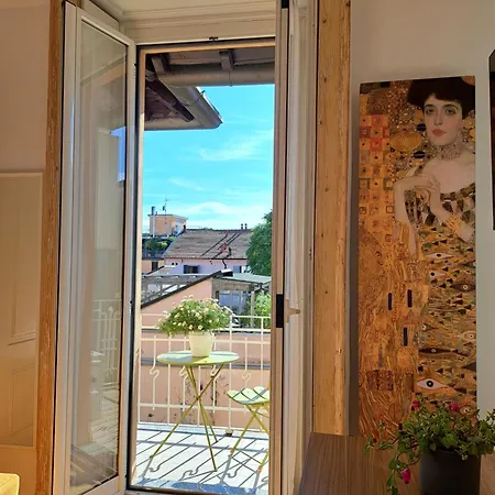 Adele In Darsena