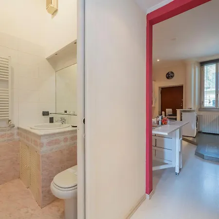 Xenia - Colorful In Fiera Area Apartment Milan