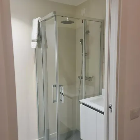 Bilocale Zona Marghera Appena Ristrutturato * Milan