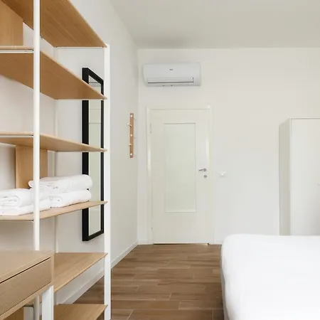 Apartment Joivy Welcoming 3-bed Flat Near Mudec Museum *