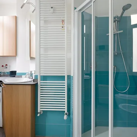 Buschi Milano-citta Studi ميلان