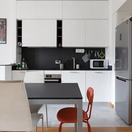 Buschi Milano-citta Studi * Milan