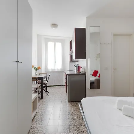 Sant'ambrogio - Modern Studio! *