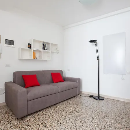 Guesthost - Sant'ambrogio Modern * Milano