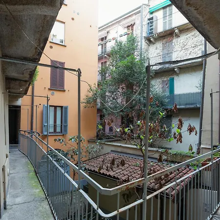 Sant'ambrogio - Modern Studio!