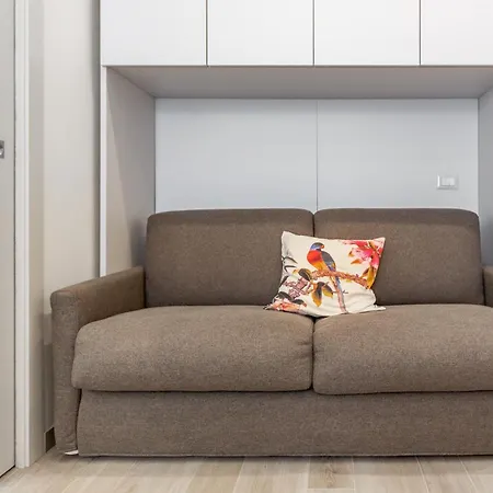 Elegante E Silenzioso- Luce Apt. Vt37 * Milan