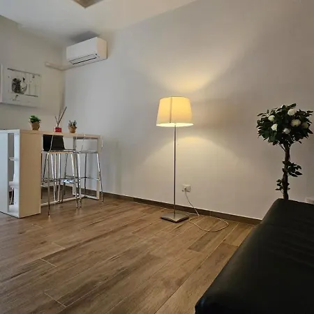 Casa Di Meg A Vicino Ai Navigli Lägenhet *