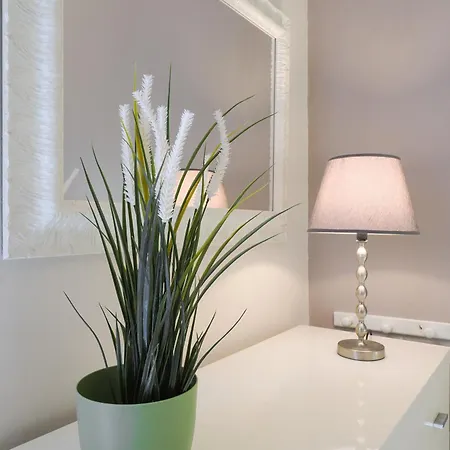 Apartment Primopiano - Zumbini B Mailand