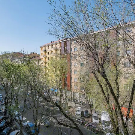 Xenia - Bright Near Piazzale Susa Lägenhet *