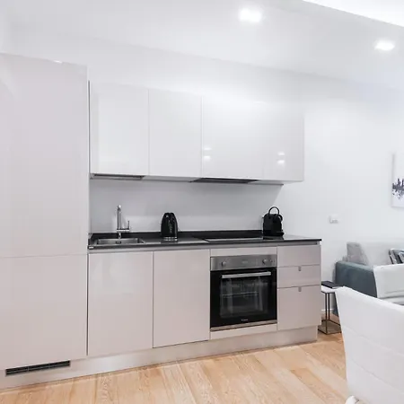 Apartment Easylife - Bellissimo Vicino Al Duomo Milan