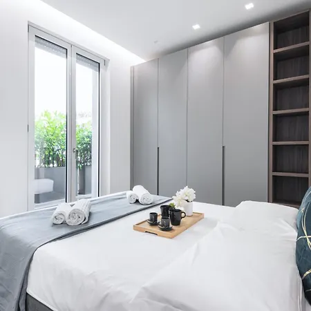 Easylife - Gioello Con Terrazzo Vicino Al Duomo Apartment *