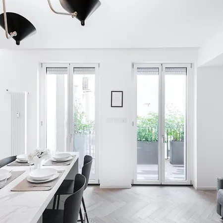 Easylife - Gioello Con Terrazzo Vicino Al Duomo Apartment Milan