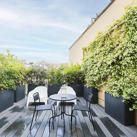Apartment Easylife - Gioello Con Terrazzo Vicino Al Duomo Milan