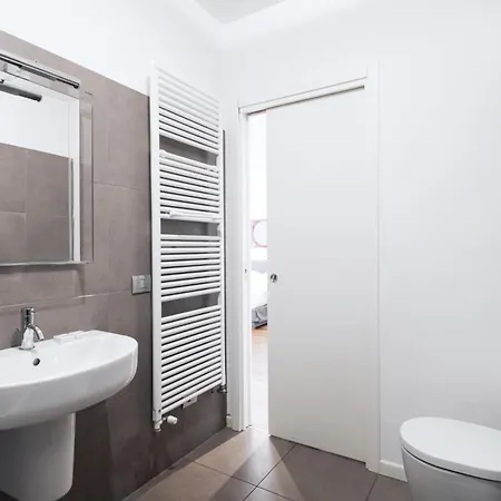 Easylife-appartamento Con Terrazzo In Porta Romana * Milano