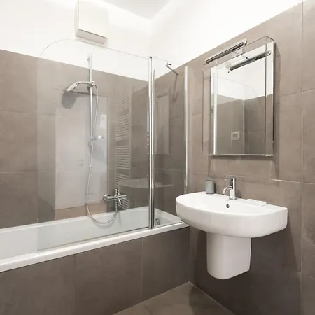 Easylife-appartamento Con Terrazzo In Porta Romana * Milan