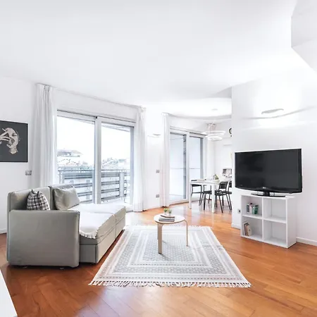 Apartment Easylife-appartamento Con Terrazzo In Porta Romana