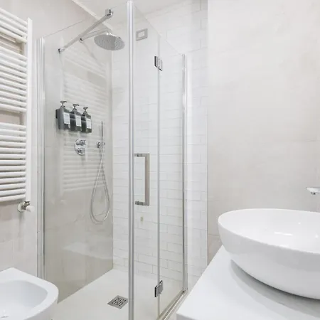 Easylife - Eleganza E Comfort In Loreto *