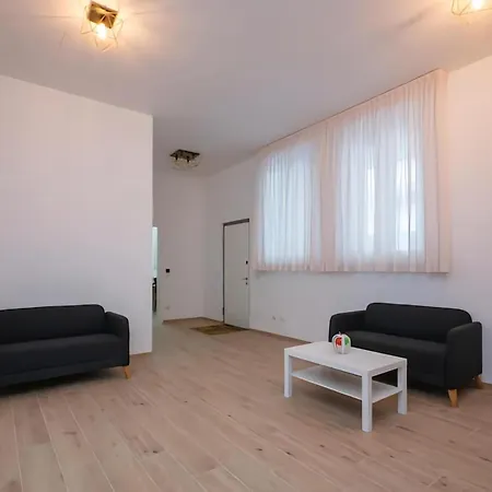 Guest house Casa Sforza Fondazione Prada *