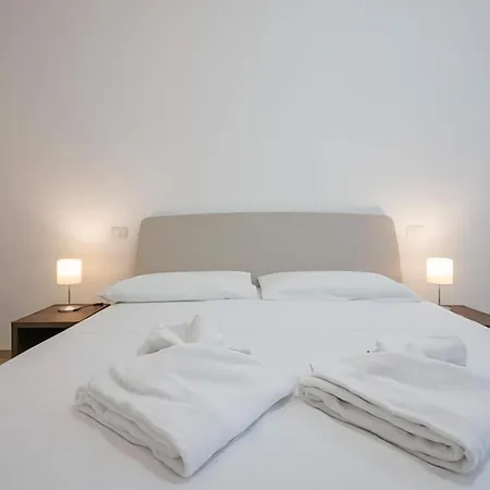 Guest house Casa Sforza Fondazione Prada *
