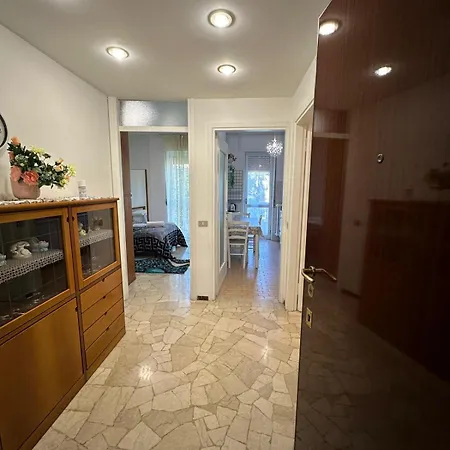 Sara Luxury * ميلان