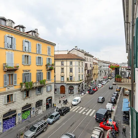 Beplace At Navigli *