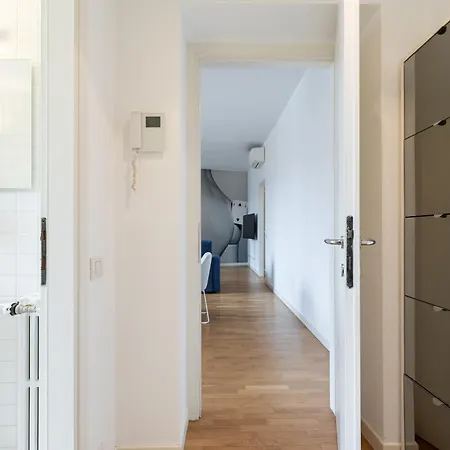 Beplace At Navigli Apartamento