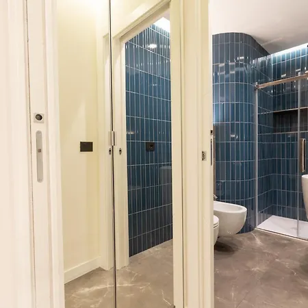 Apartament 4da6 -duomo- Large Luxury Mediolan