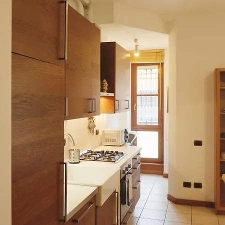 Best Way Rent - Beautiful On Naviglio Martesana Apartment *