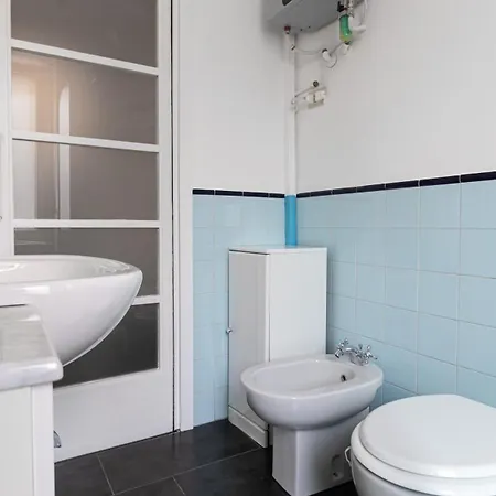 Italianway Easy - Cipro 5 ميلان