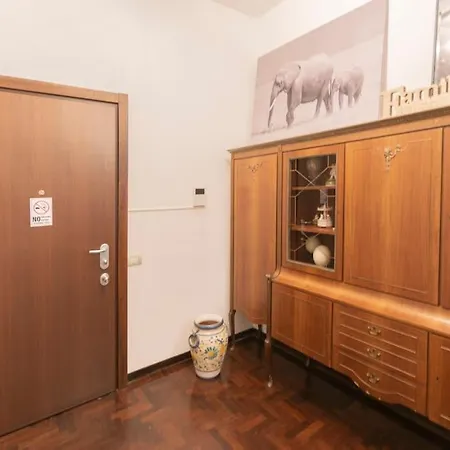 아파트 Residenza Castello Sforzesco -