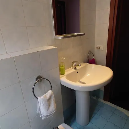 Trilocale Zona Corso Sempione Vicino Metro Mm5 - Losanna アパート