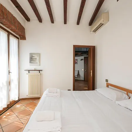 Apartman Youhosty - Porta Romana M3 Milánó