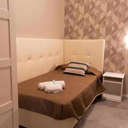 Golden Hotel 3*