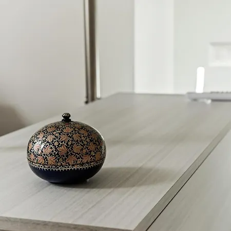 Bwr - In Zona Sempione-tre Torri, Via Alberti Appartement *