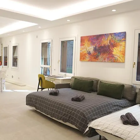 Pallavicino, 31 - Ampio Loft Con Giardino