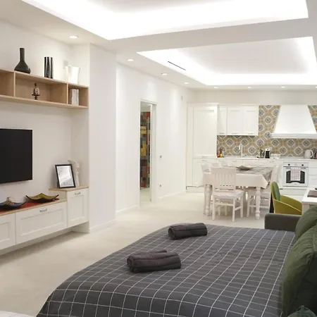 Pallavicino, 31 - Ampio Loft Con Giardino * Milan
