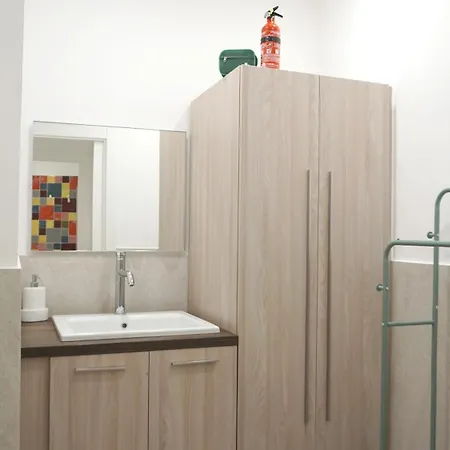 Pallavicino, 31 - Ampio Loft Con Giardino