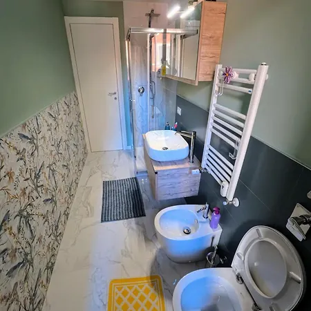 Konukevi Casa Mafalda - In Near Naviglio Grande *