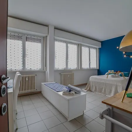 Bb Pantelleria7 Comodo Centro Citta Apartment