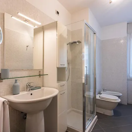 Apartment Daniele Flat - Free Wi-fi & M4 Metro Milan